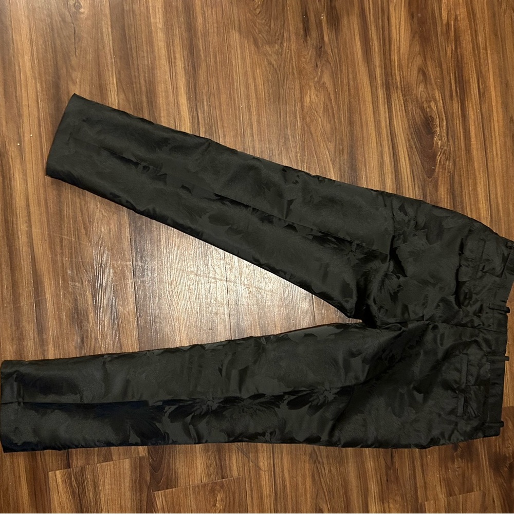 INC. slim fit floral dress pants. Black. Sz.33. Polyester. Like New!